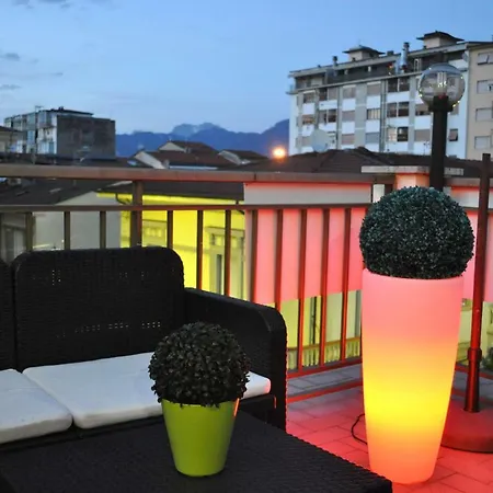 Elly's Terrace *
